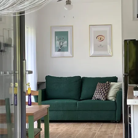 Casa De Pe Un Deal-provita De Sus-prahova Holiday home *